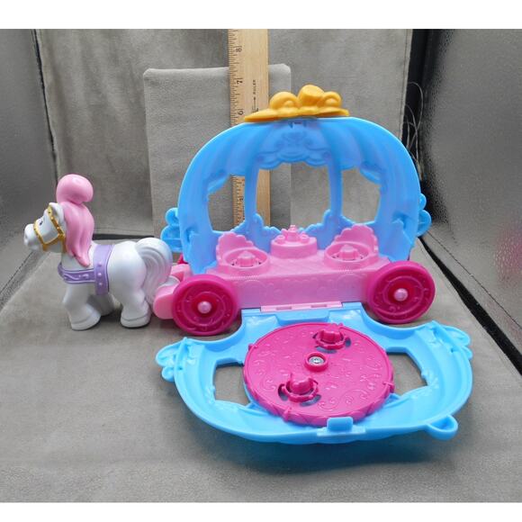 Little People 2022 Disney Princess Cinderella's Dancing Carriage HGP76 No Fig - Picture 3 of 7